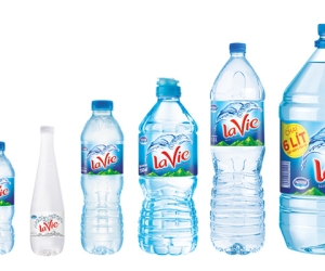 In màng co nhãn chai theo yêu cầu, đáp ứng nhu cầu sản xuất của bạn