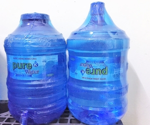 Màng co áo bình nước suối 19 lít : giải pháp tối ưu cho người sử dụng 